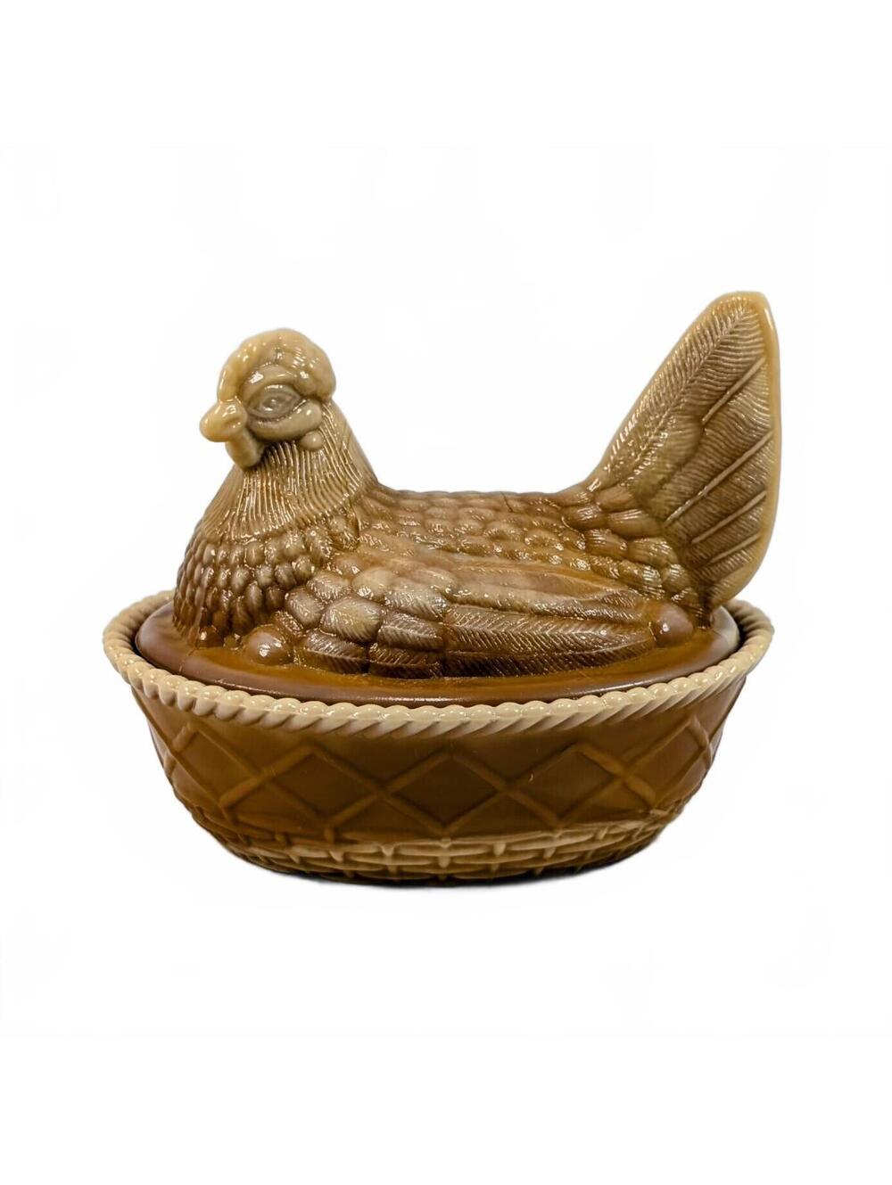 Vtg Westmoreland Caramel Butterscotch Slag Milk Glass Hen on Nest 5.5"